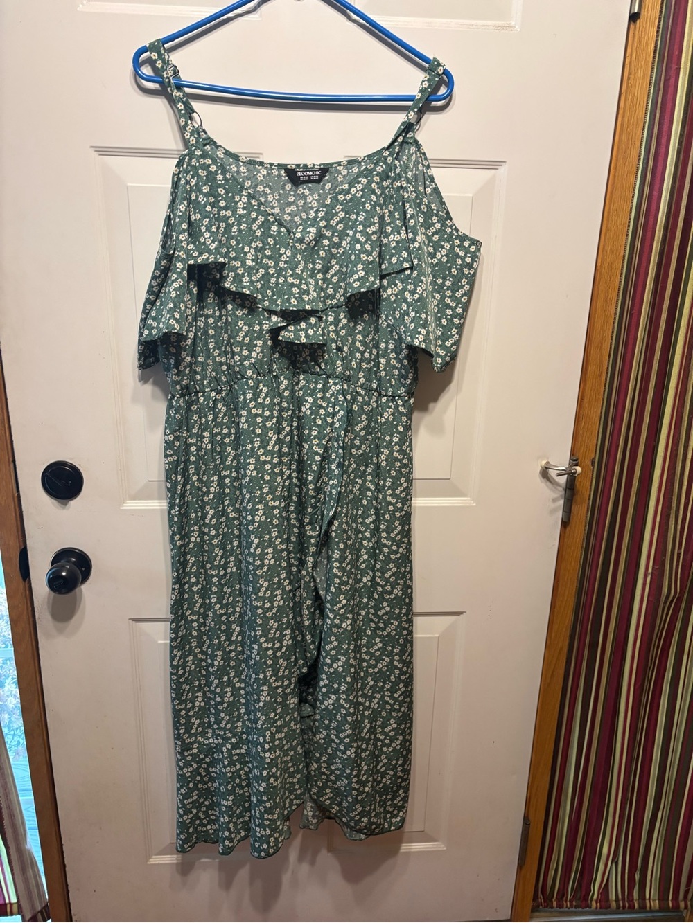 Bloomchic Floral Cold-Shoulder High Low Front Slit Dress size 18-20